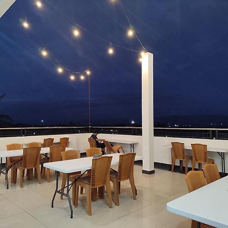 Dj Hotel Raha Zewnętrze zdjęcie