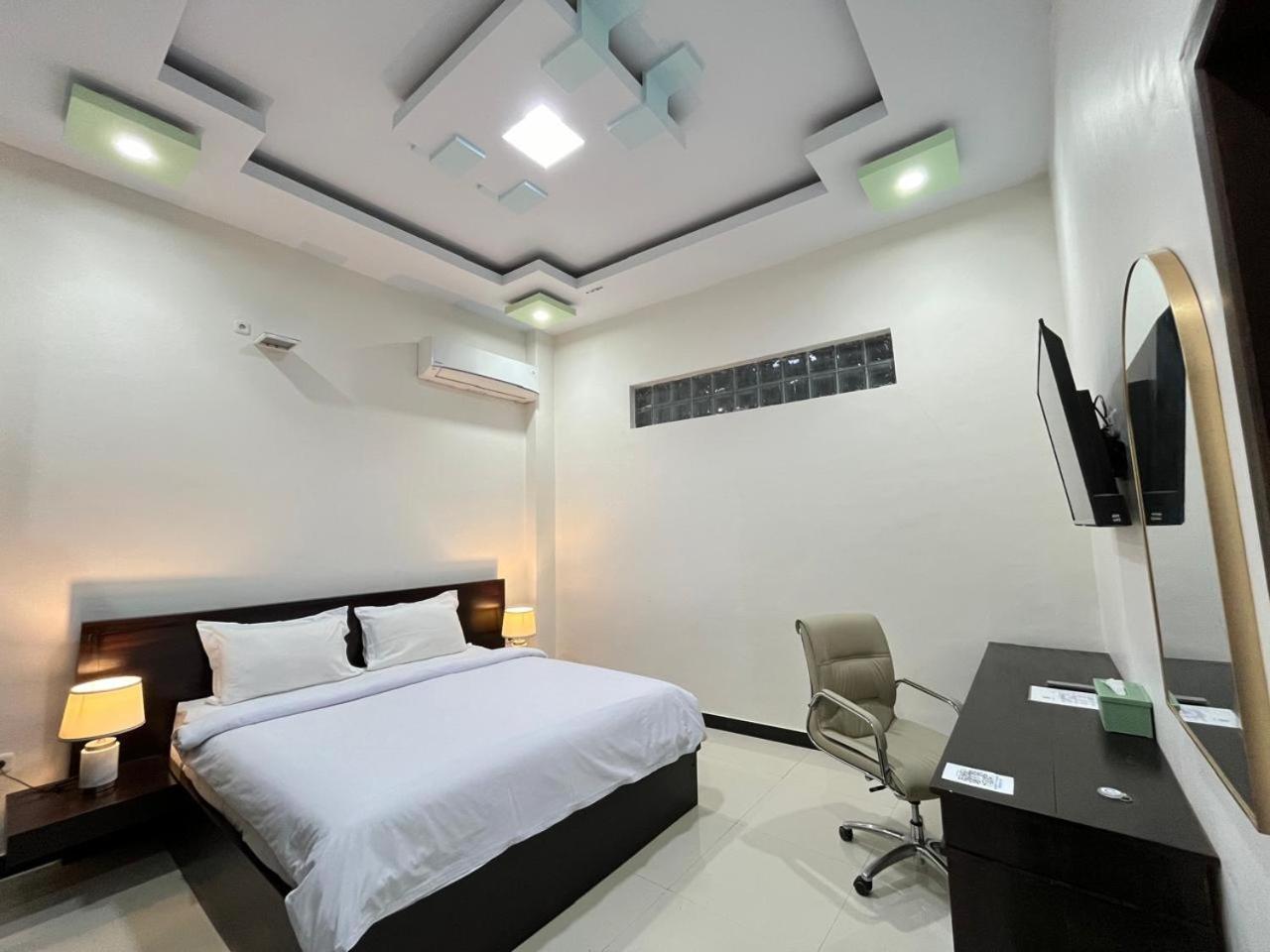 Dj Hotel Raha Zewnętrze zdjęcie
