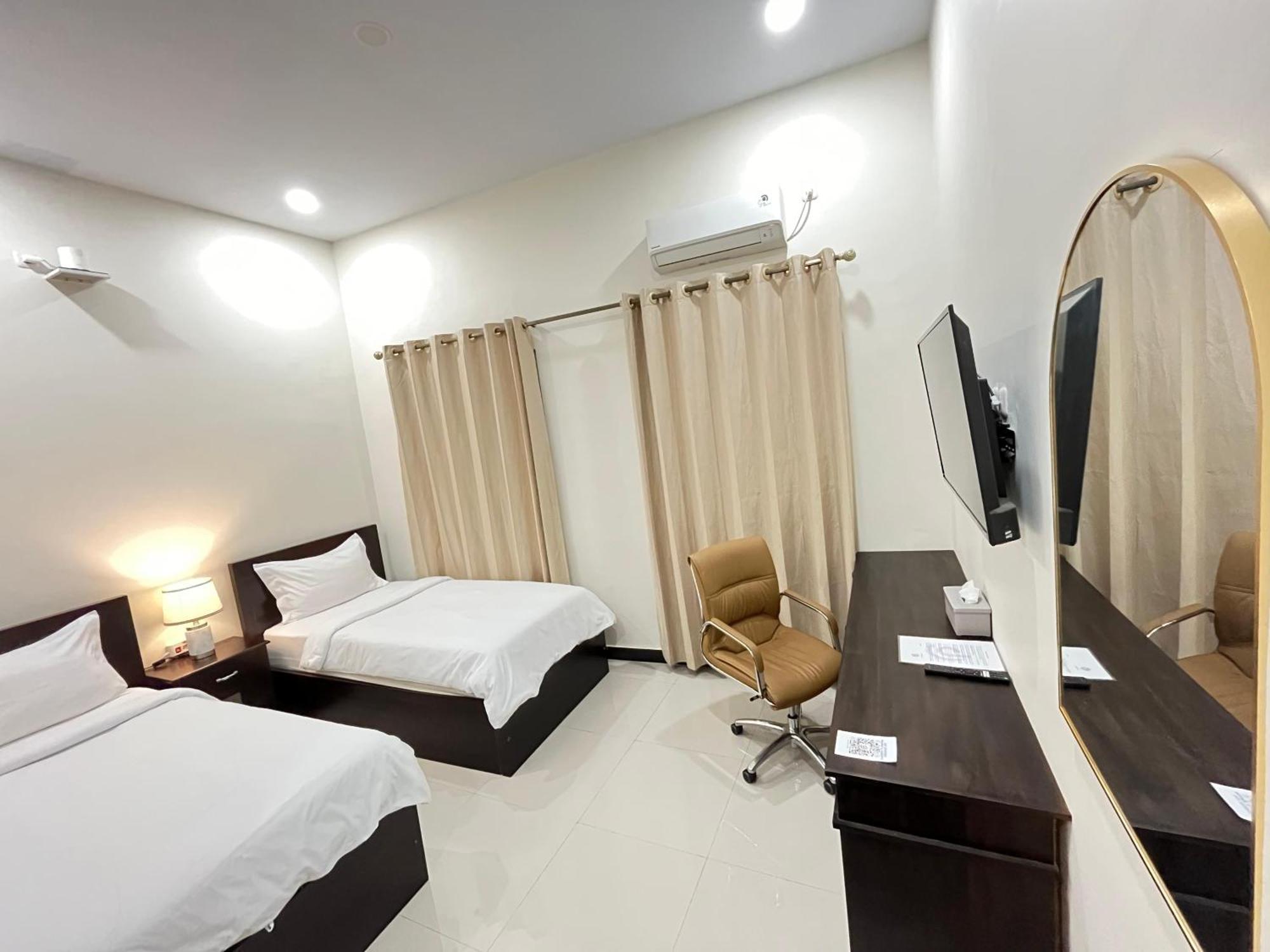 Dj Hotel Raha Zewnętrze zdjęcie